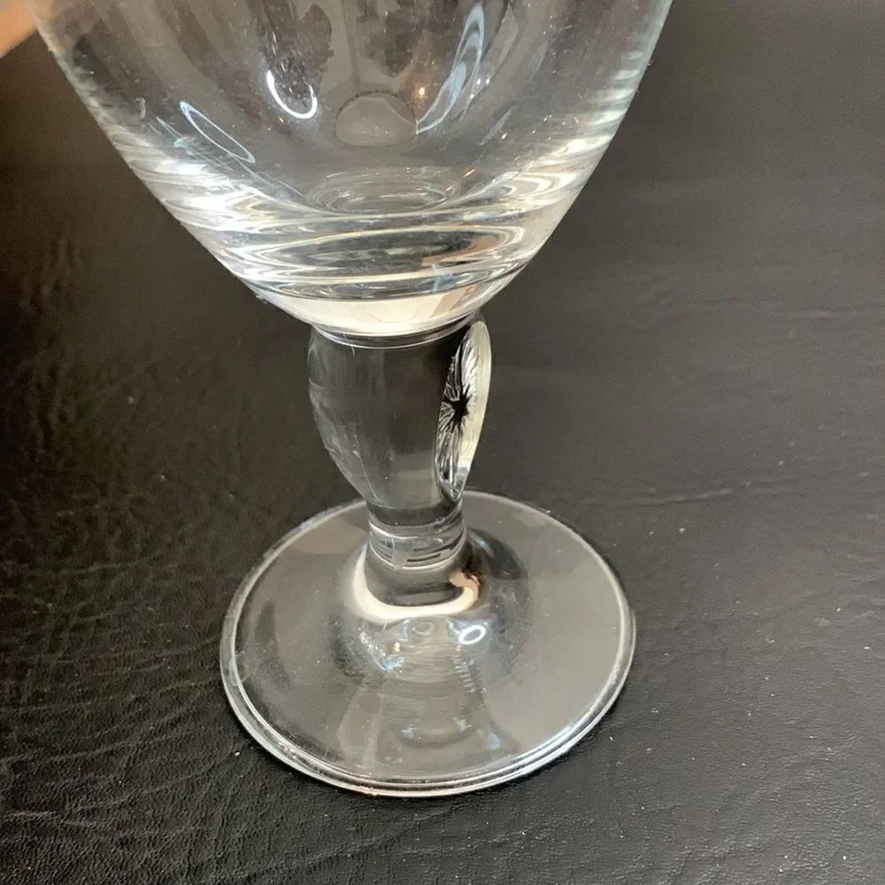 Stella Artois Belgium Draft  Ale Lager Beer 16 Ounces Red Gold Trimmed Glasses - Picture 5 of 5